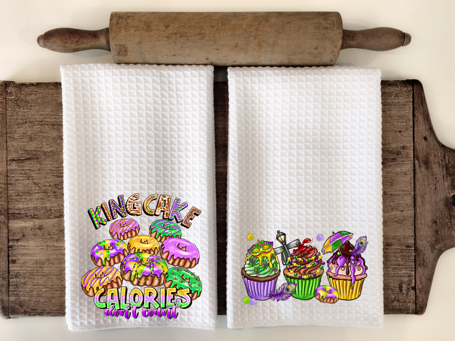 King Cake Themed Kitchen Towels, Set of 2 Kitchen Towels, Gift for baker, gift for cook, Mothers Day gift